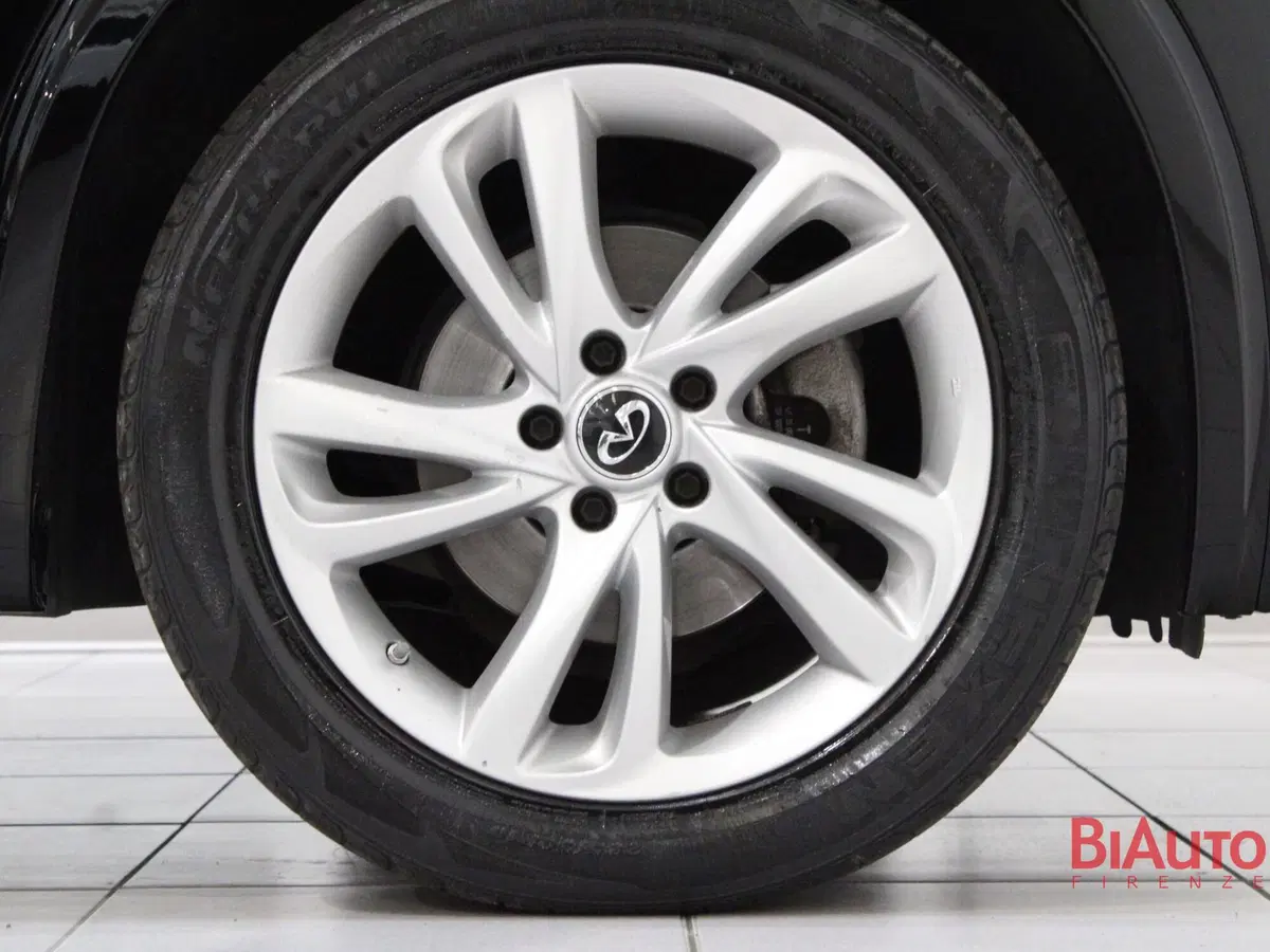 Infiniti Q30 usata a Firenze (16)