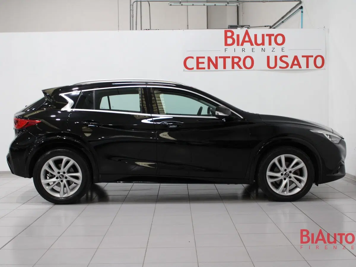 Infiniti Q30 usata a Firenze (17)
