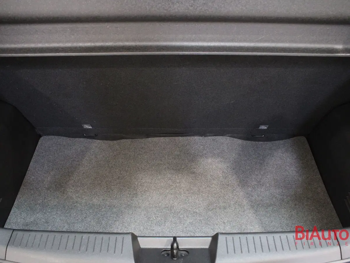 Opel Karl usata a Firenze (8)