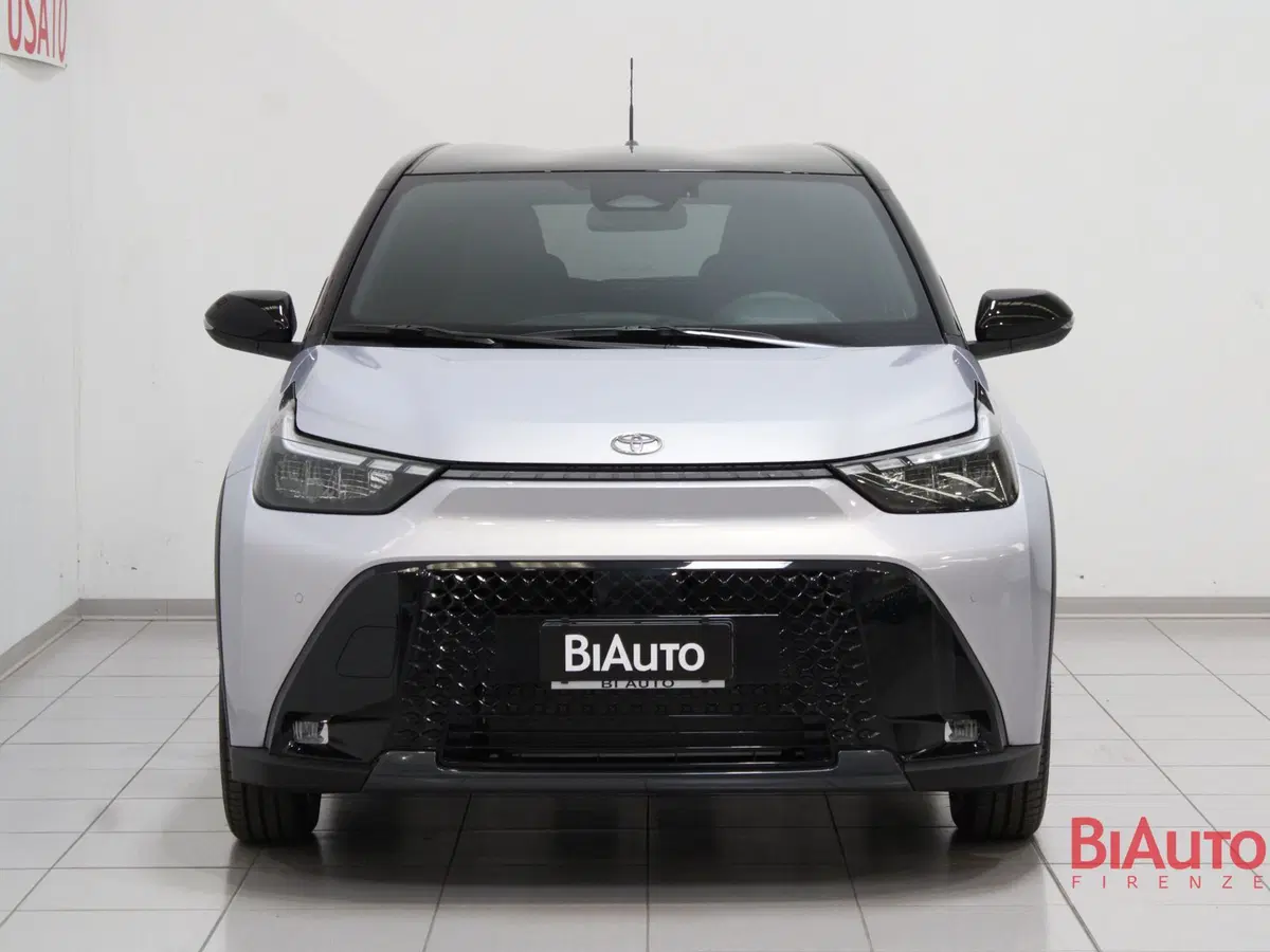 Toyota Aygo X nuova a Firenze (3)