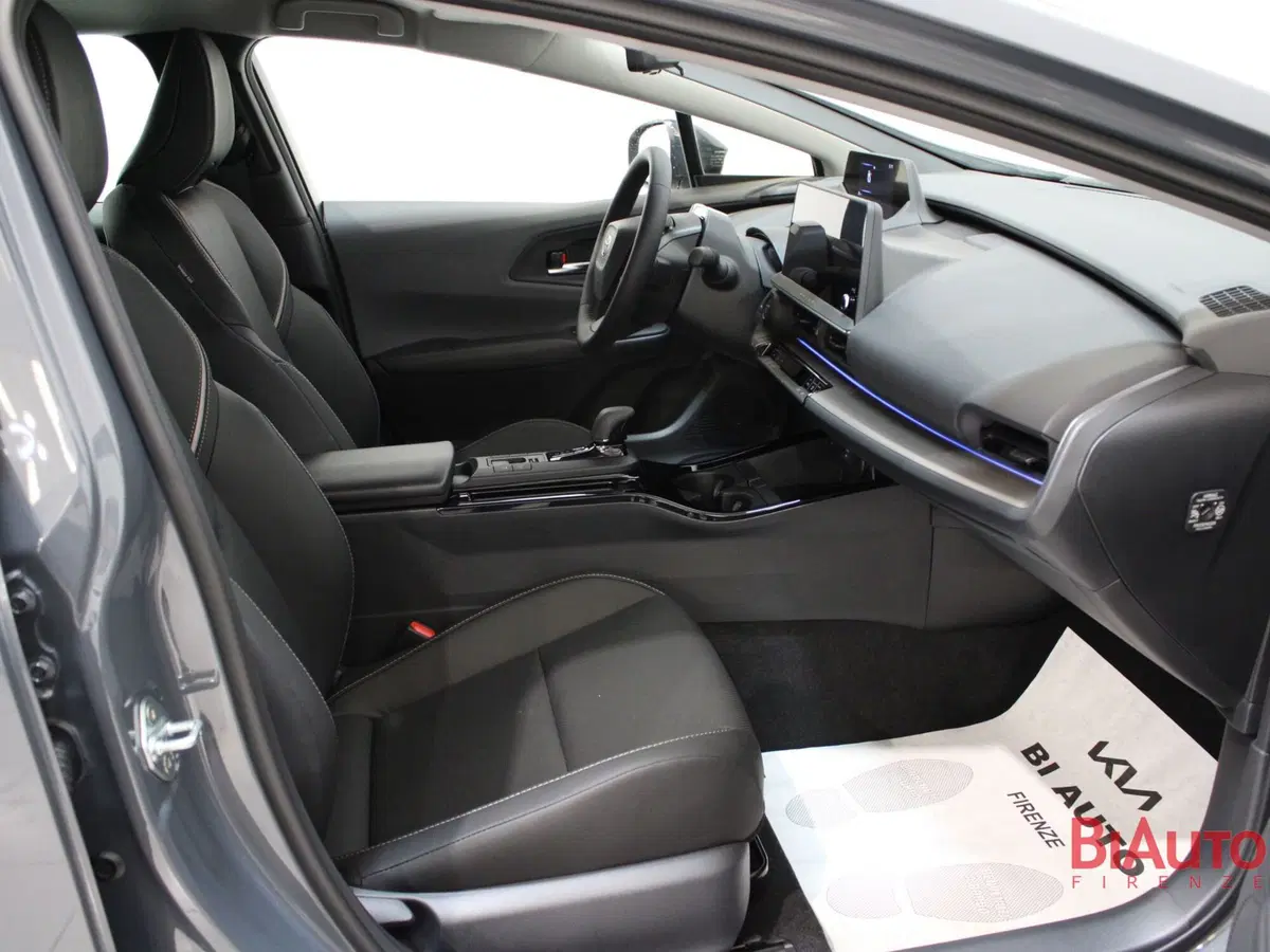 Toyota Prius nuova a Firenze (6)