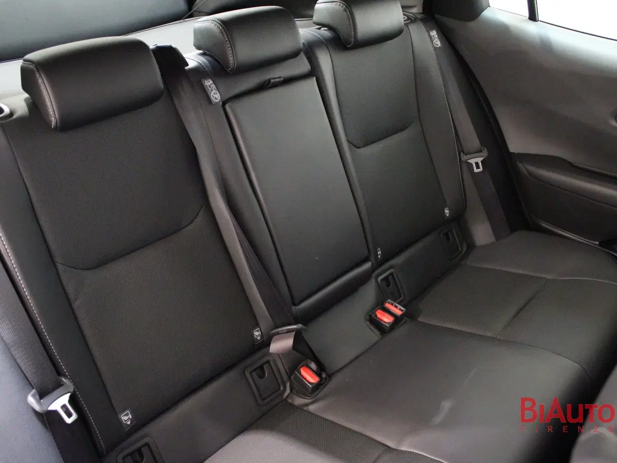 Toyota Prius nuova a Firenze (7)