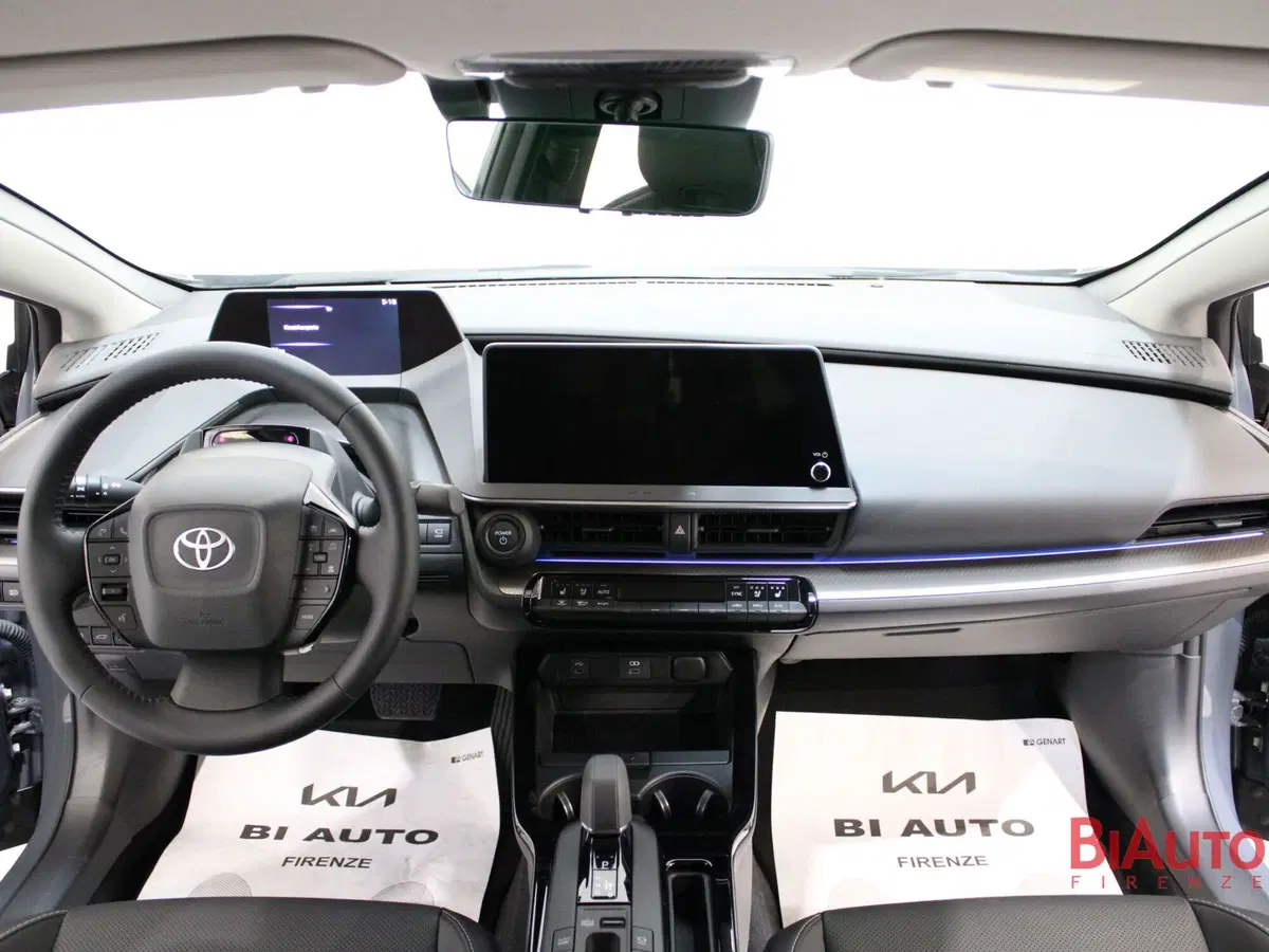Toyota Prius nuova a Firenze (9)