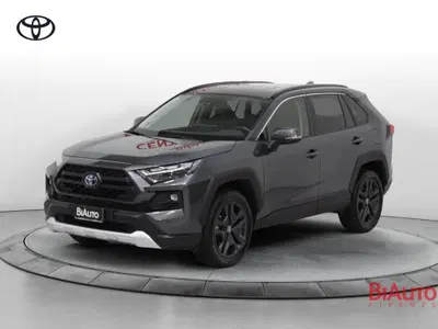 Toyota Rav4 vvt-ie h Adventure awd-i 222cv e-cvt del 2024 usata a Sesto Fiorentino