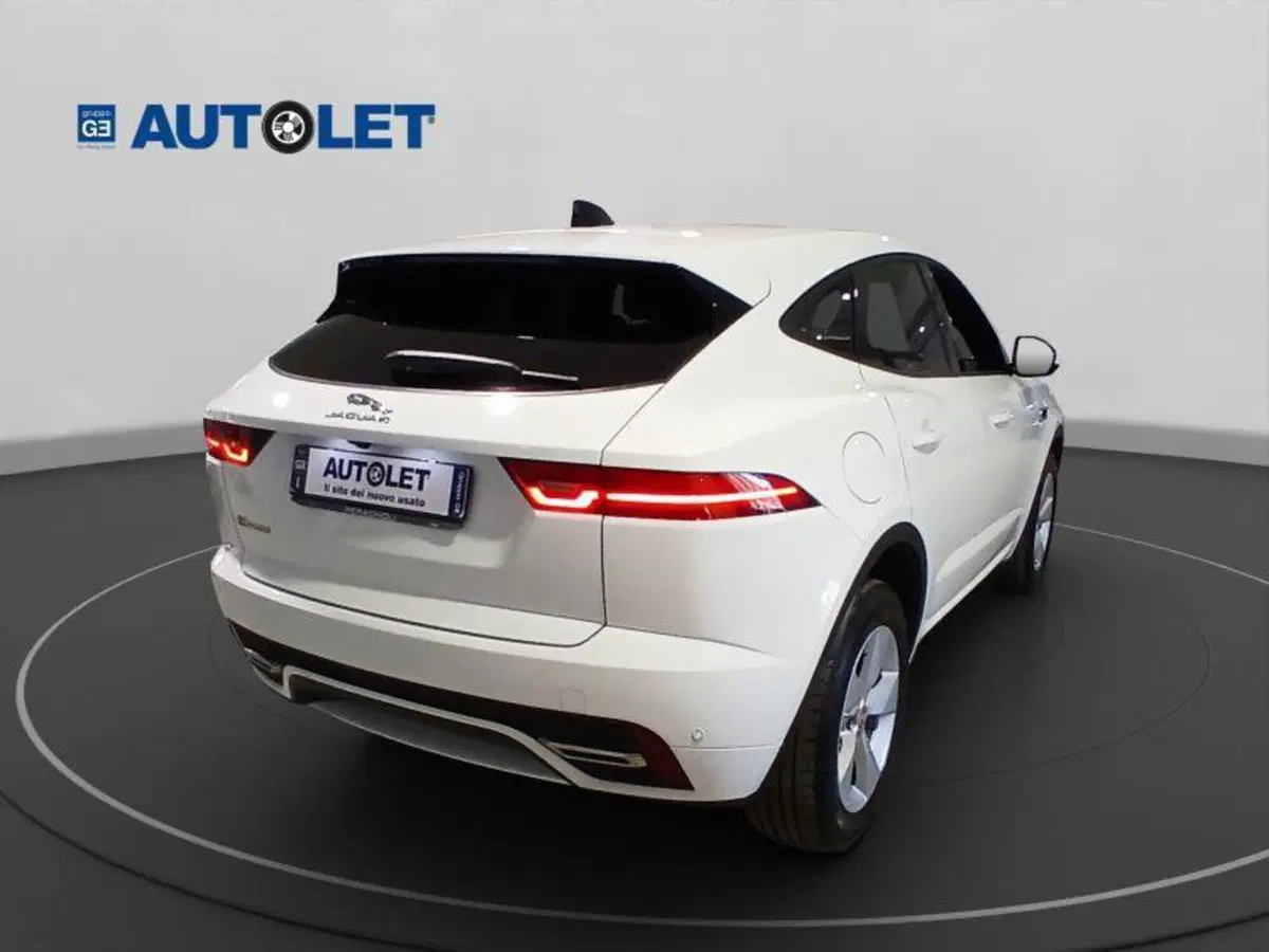 Jaguar E-Pace usata a Genova (7)
