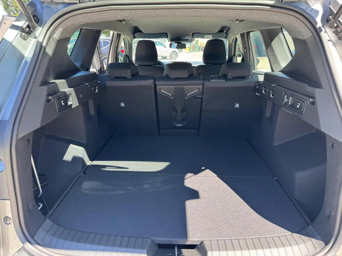 Dacia Bigster nuova a Como (7)