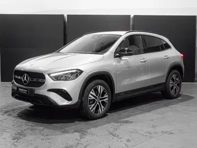 Mercedes-Benz GLA SUV 200 d Automatic Executive nuova a Ancona
