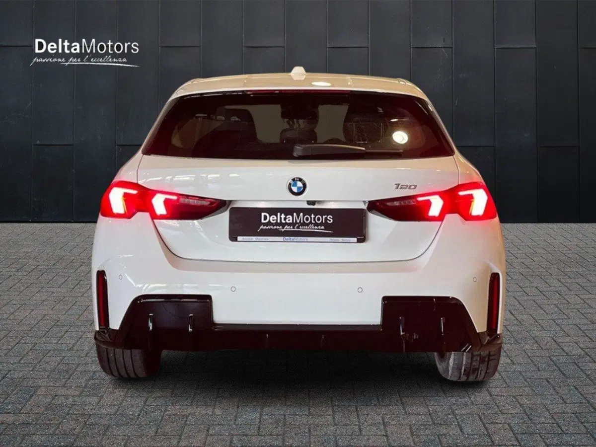BMW Serie 1 usata a Macerata (4)