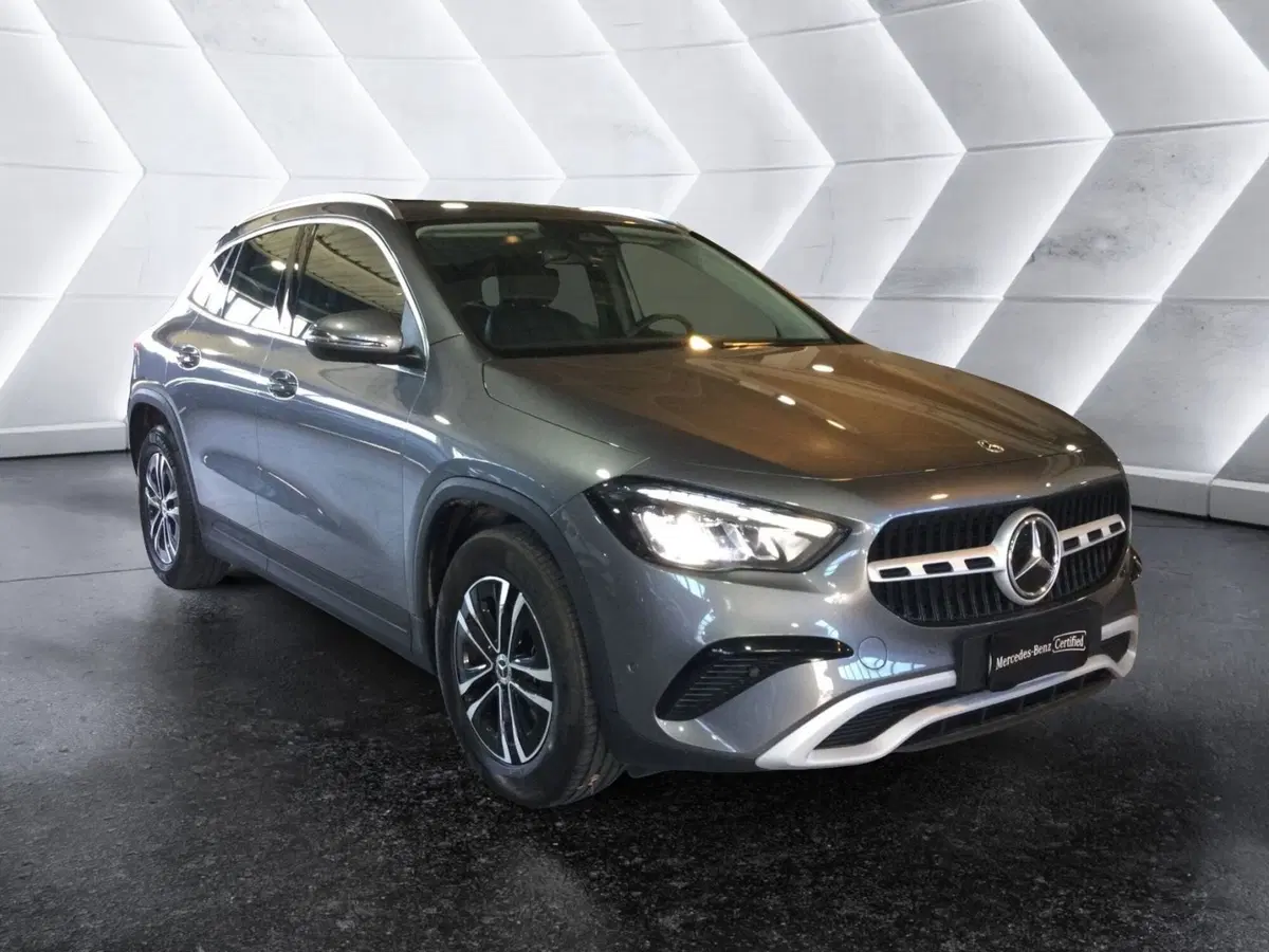 Mercedes-Benz GLA SUV usata a Caserta (3)