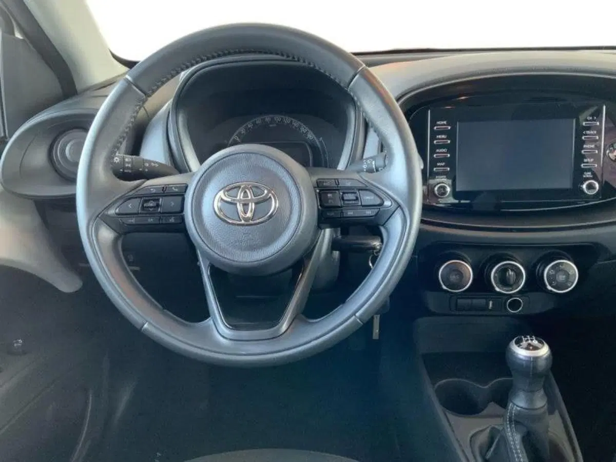 Toyota Aygo X usata a Perugia (9)