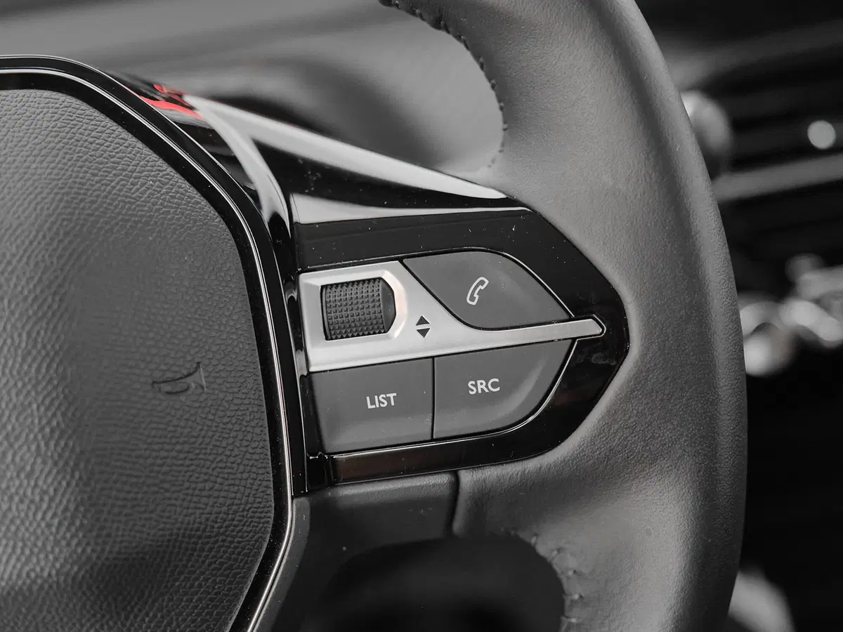 Peugeot 208 usata a Prato (11)