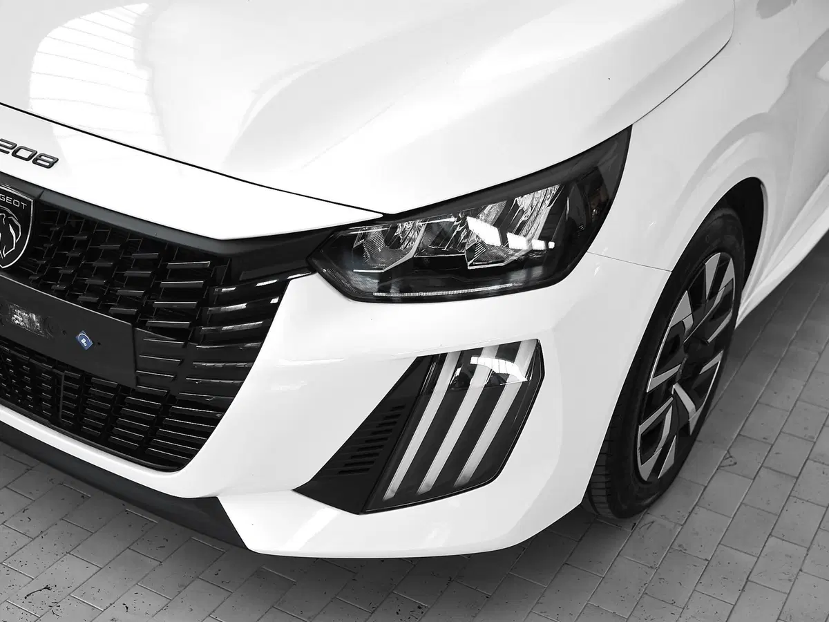 Peugeot 208 usata a Prato (4)