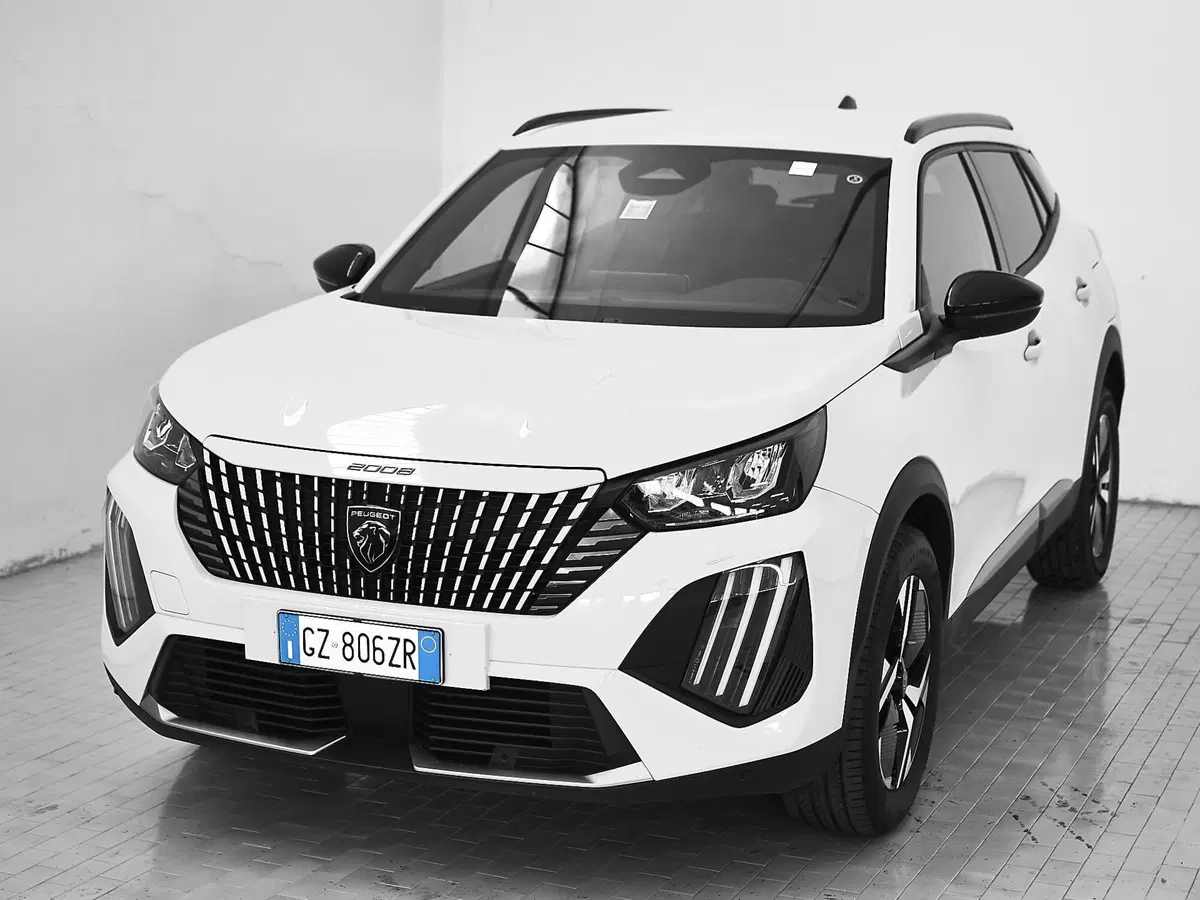 Peugeot 2008 usata a Prato