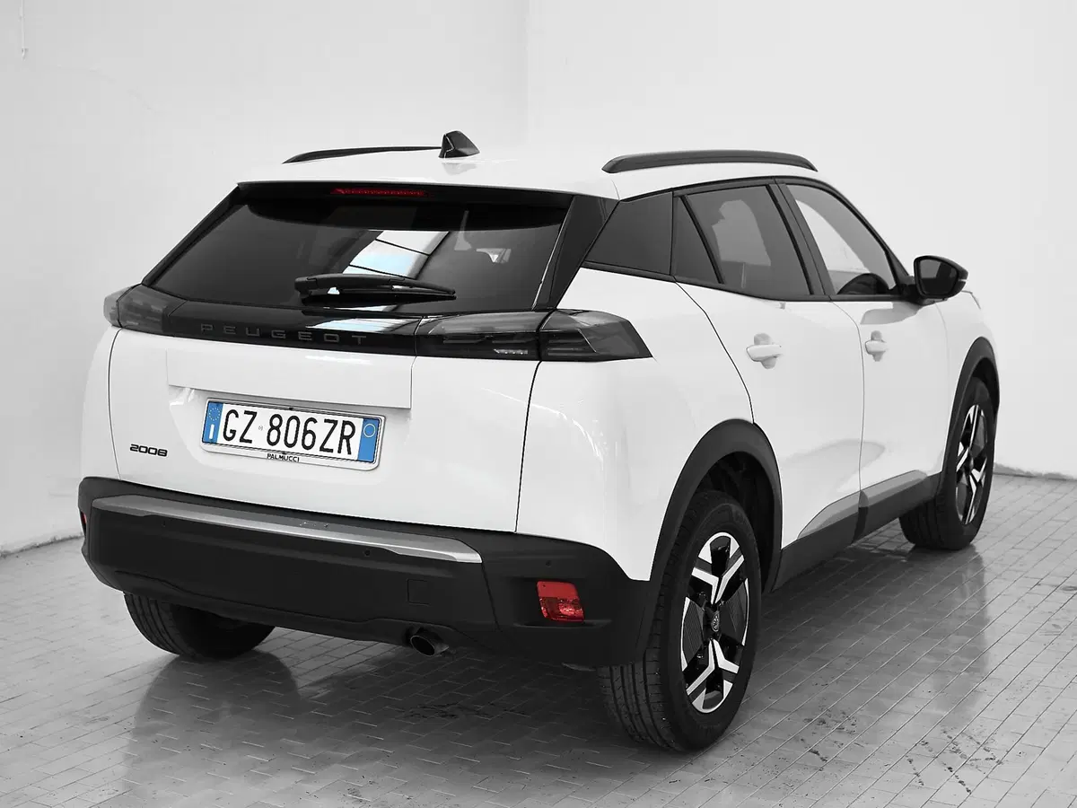 Peugeot 2008 usata a Prato (8)