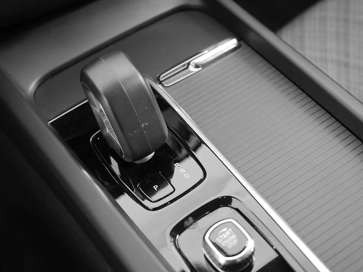 Volvo XC60 usata a Prato (15)