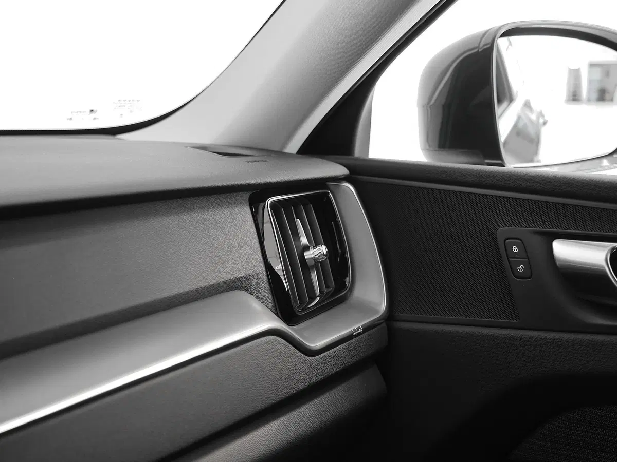 Volvo XC60 usata a Prato (16)