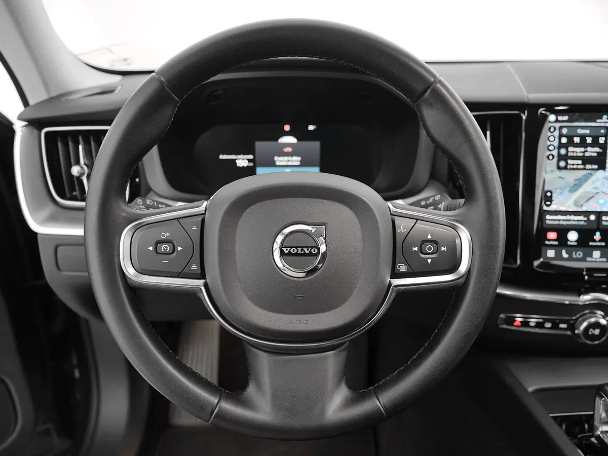 Volvo XC60 usata a Prato (7)