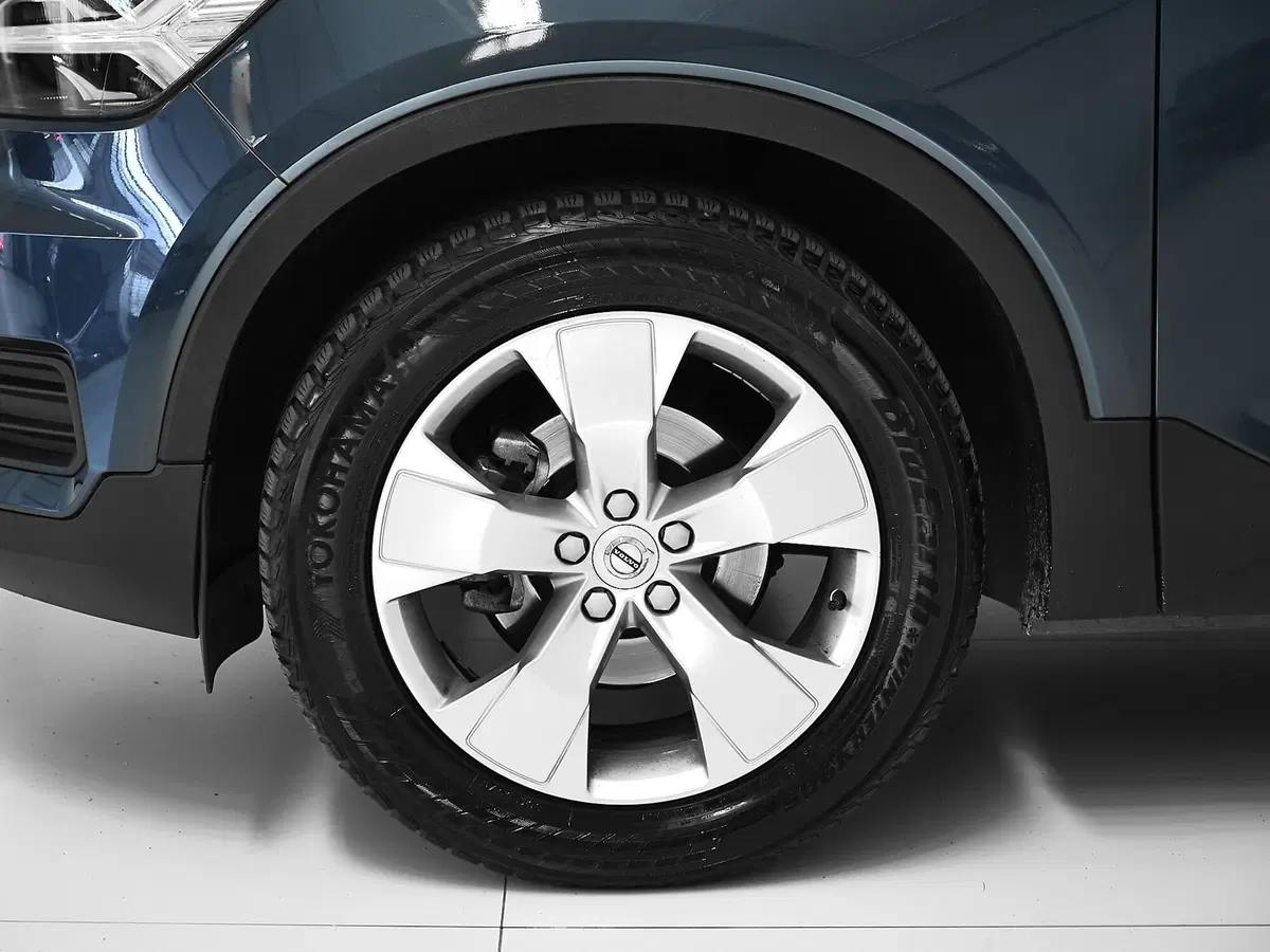 Volvo XC40 usata a Prato (3)