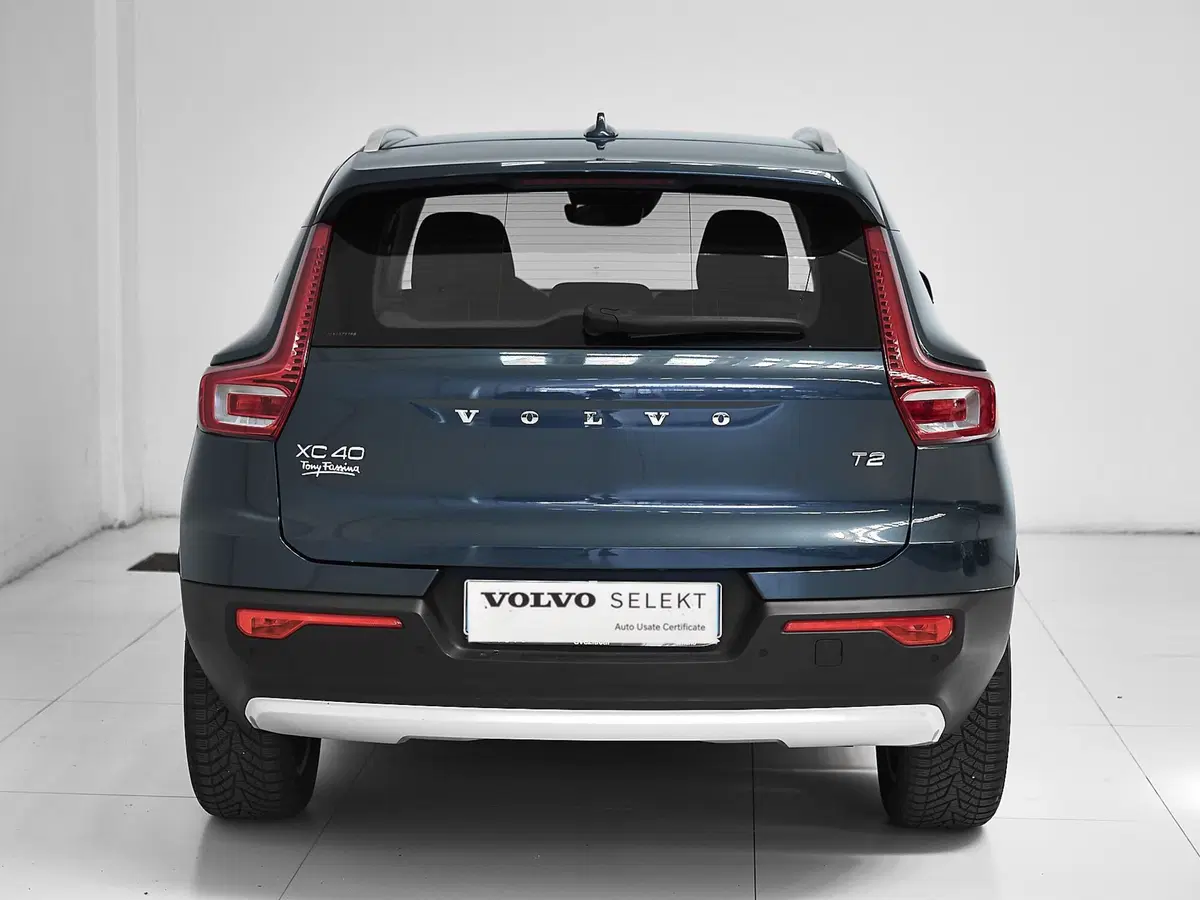 Volvo XC40 usata a Prato (5)