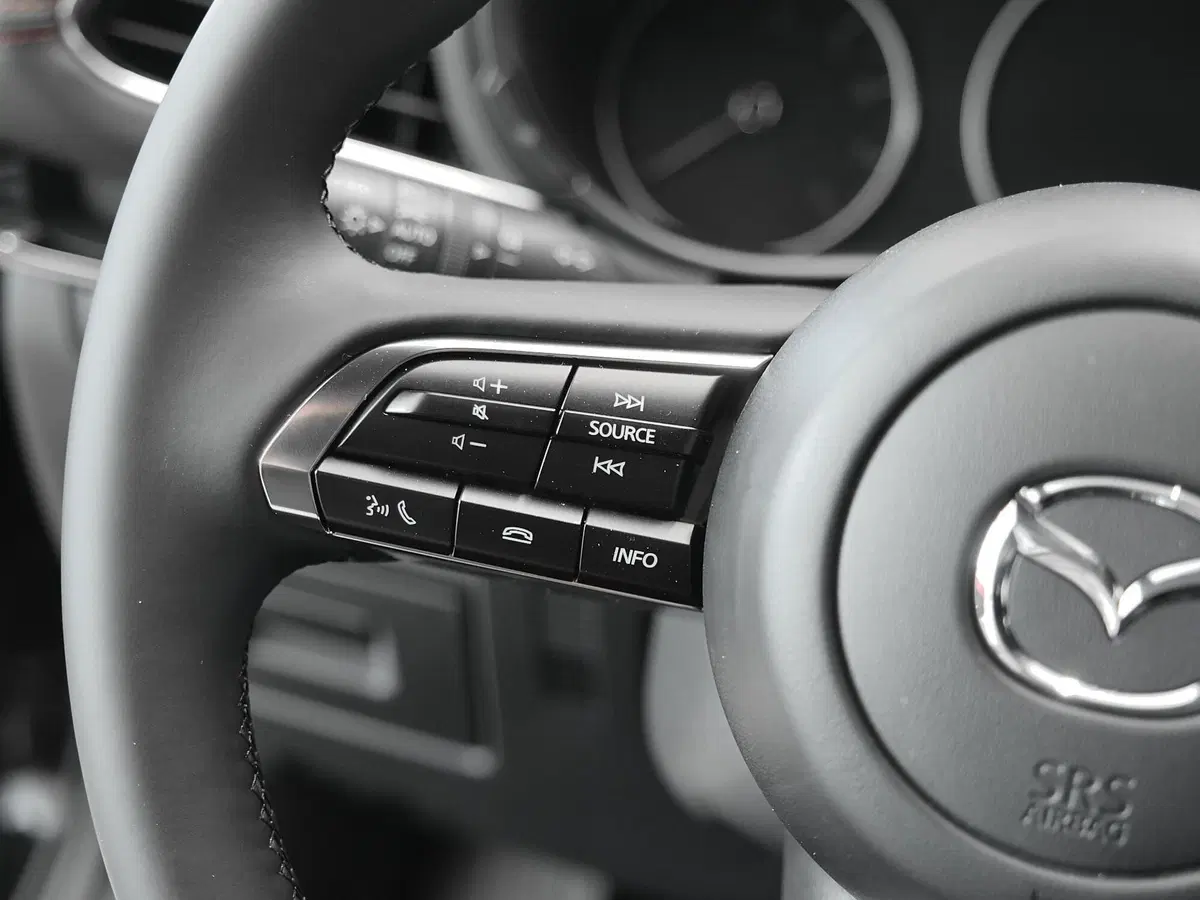 Mazda Mazda3 Hatchback nuova a Prato (8)