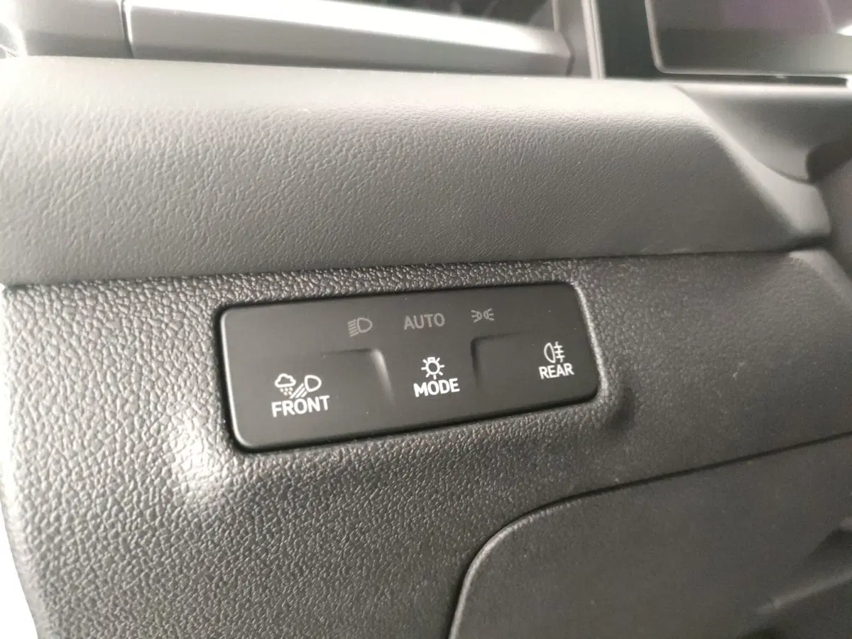Volkswagen T-Roc nuova a Napoli (14)