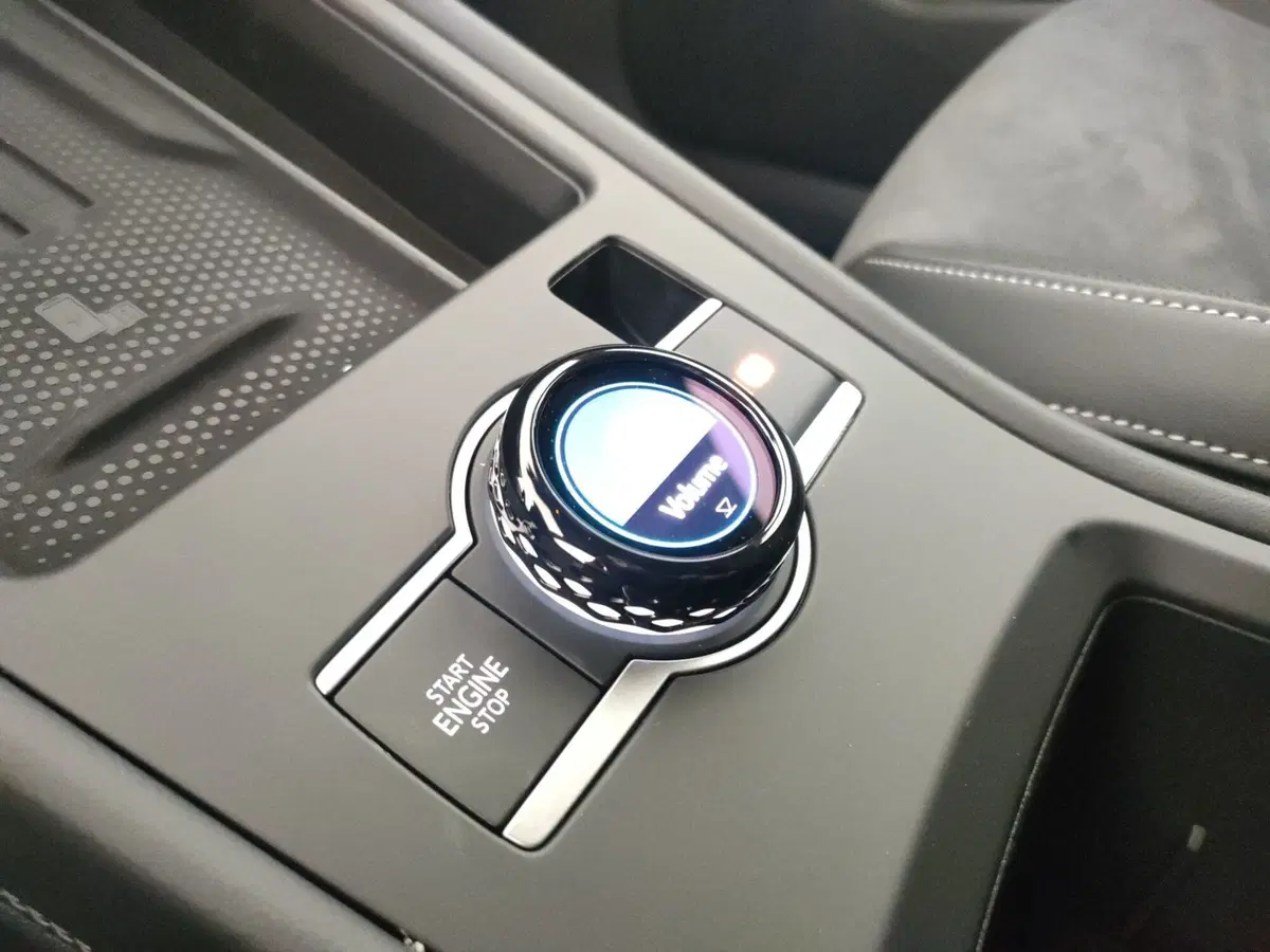 Volkswagen T-Roc nuova a Napoli (17)