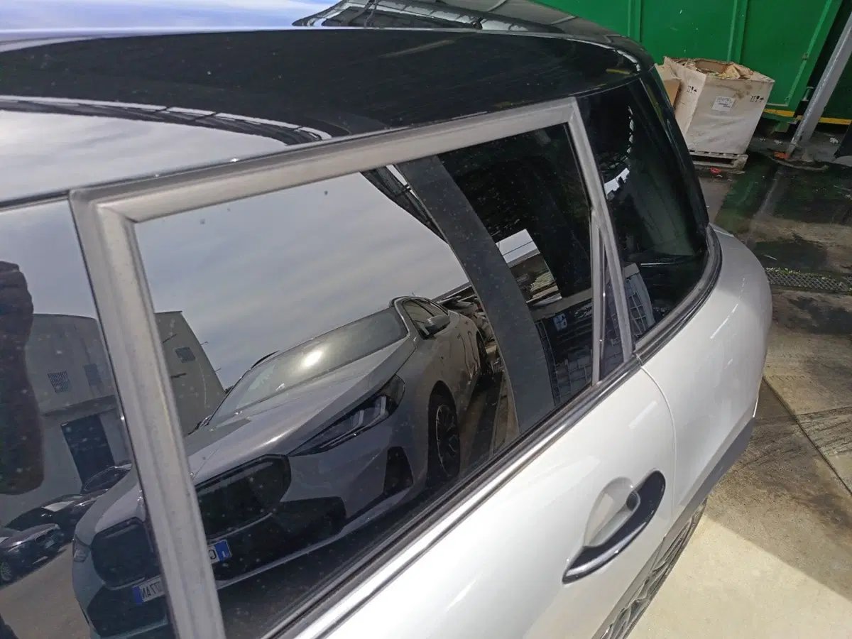 MINI Mini usata a Caserta (9)