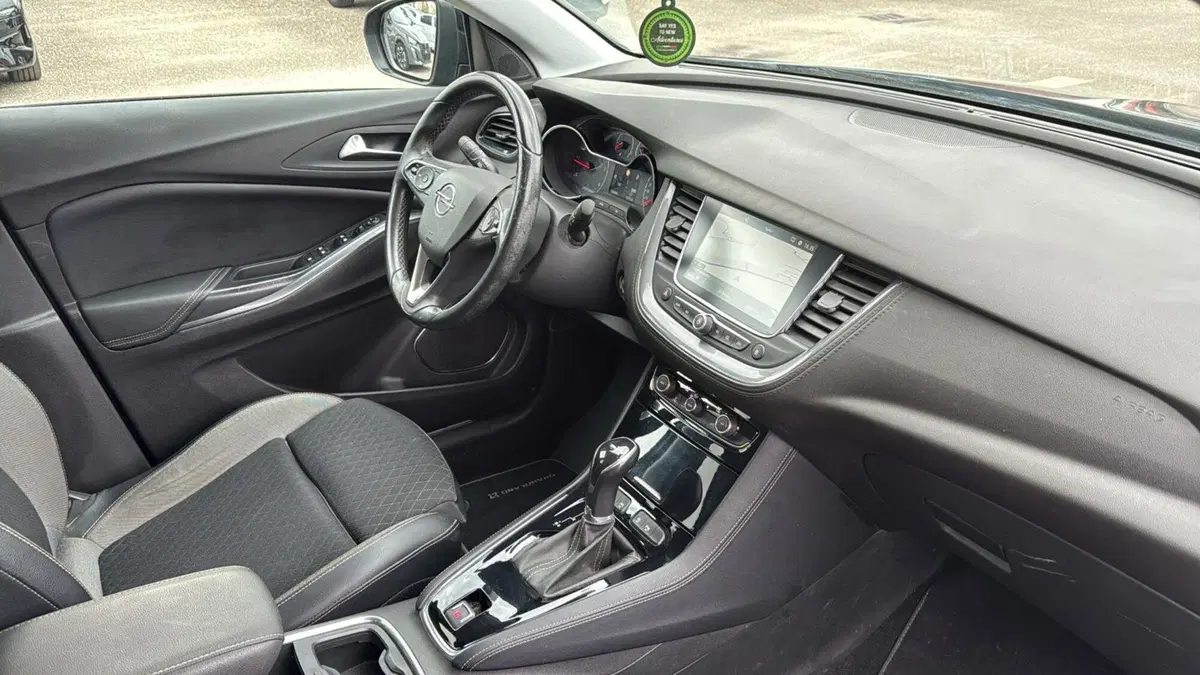 Opel Grandland X usata a Firenze (11)