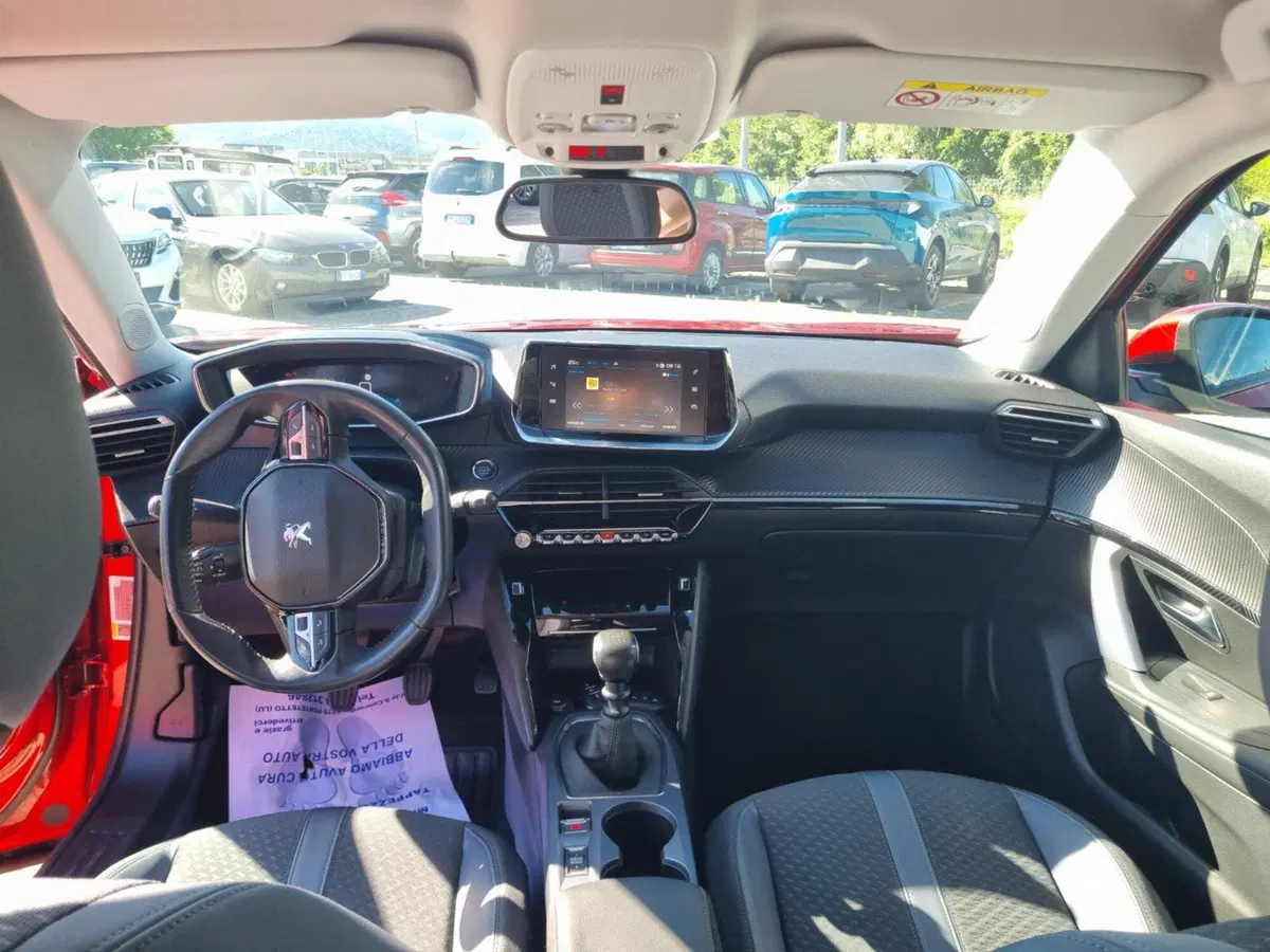 Peugeot 2008 usata a Lucca (12)