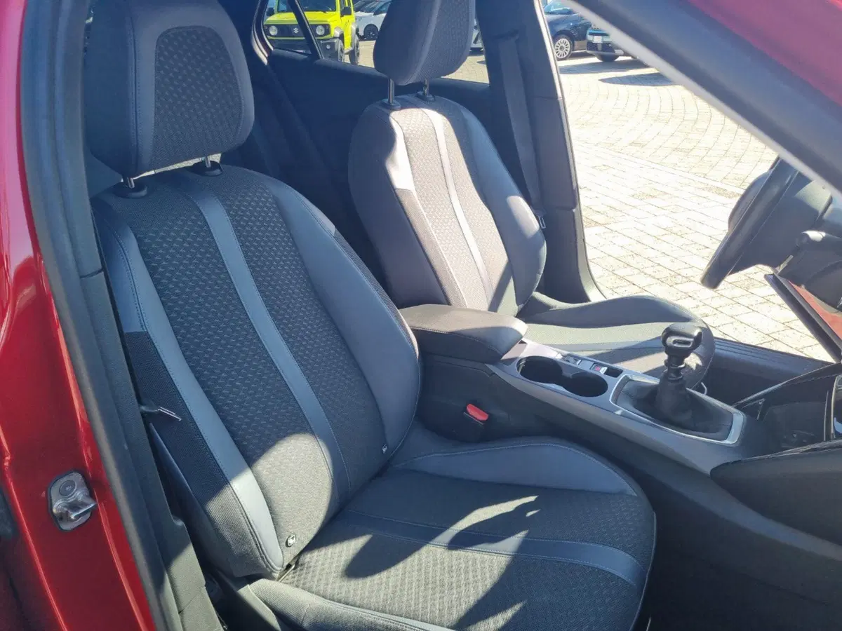 Peugeot 2008 usata a Lucca (16)