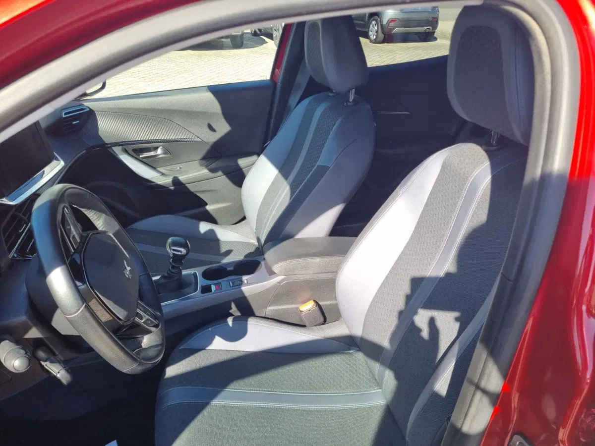 Peugeot 2008 usata a Lucca (7)