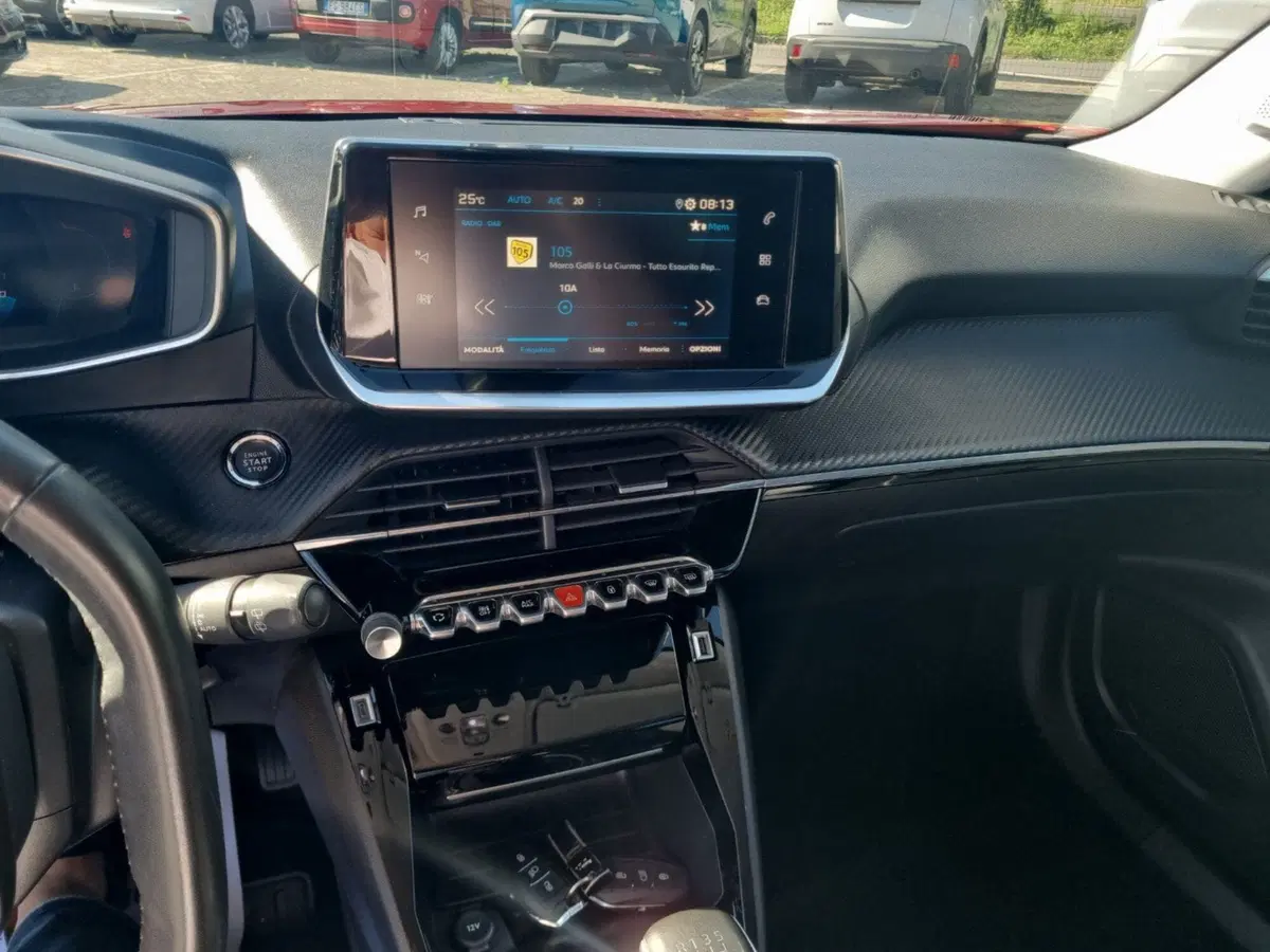 Peugeot 2008 usata a Lucca (9)