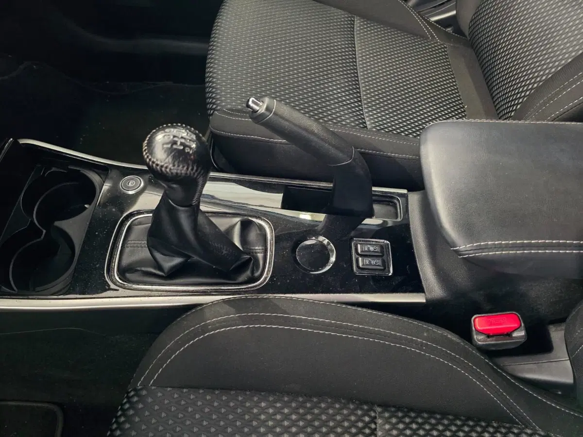 Mitsubishi Outlander usata a Rimini (15)