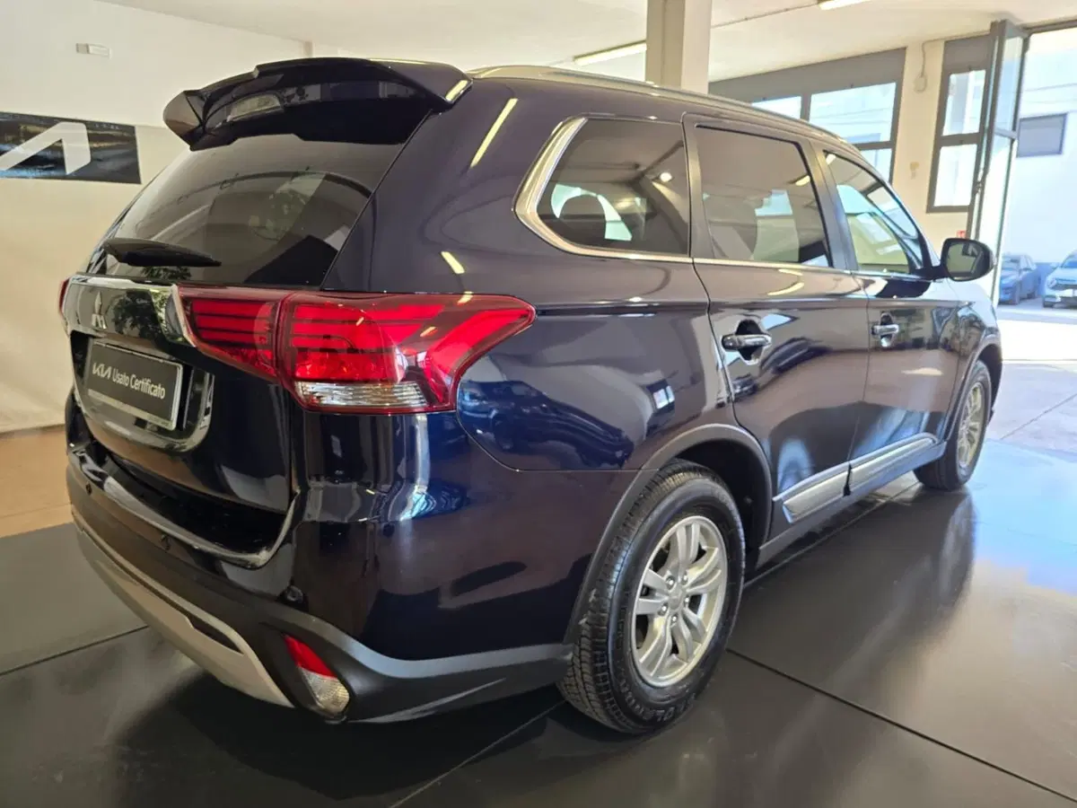 Mitsubishi Outlander usata a Rimini (4)