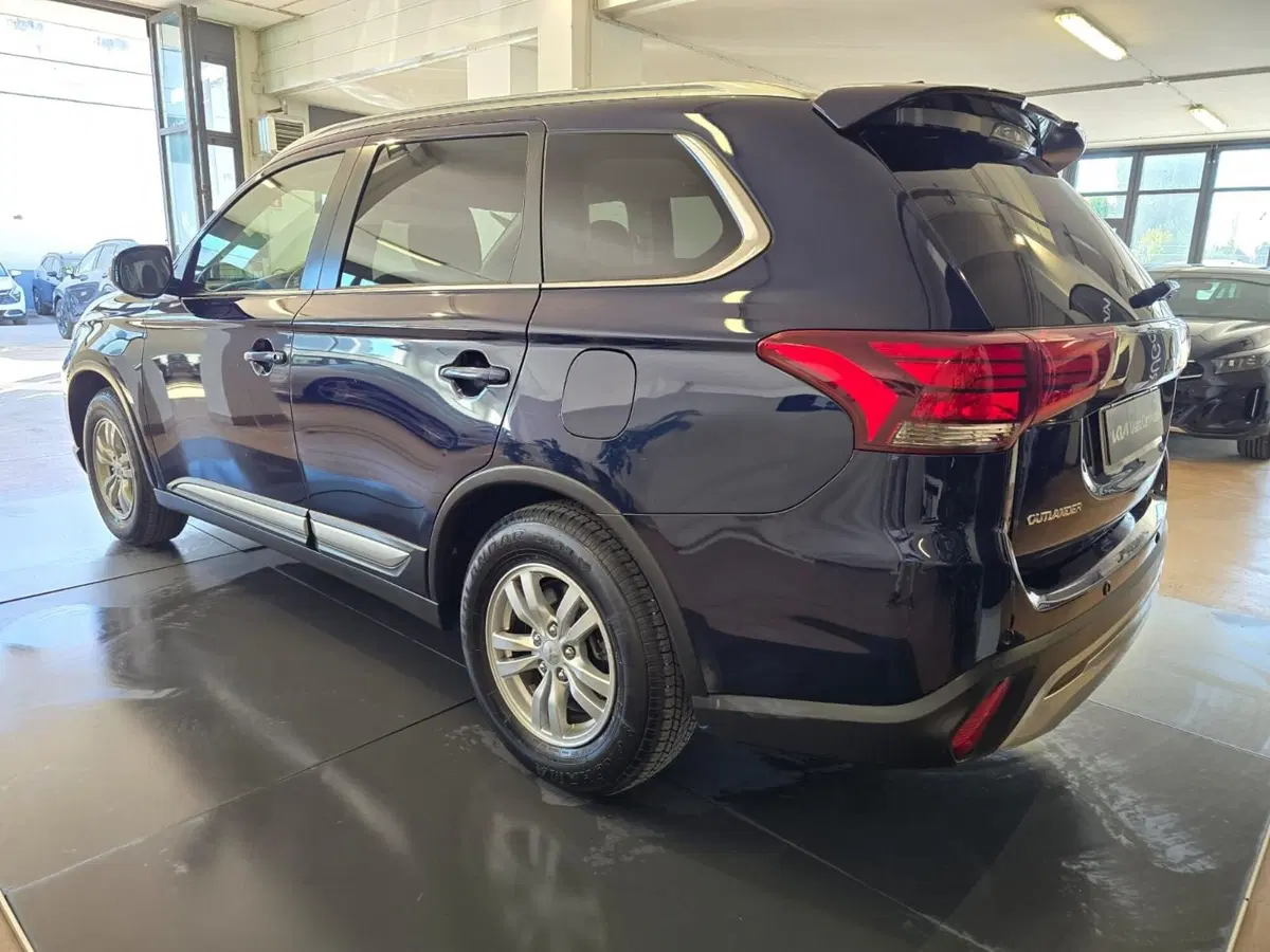 Mitsubishi Outlander usata a Rimini (6)
