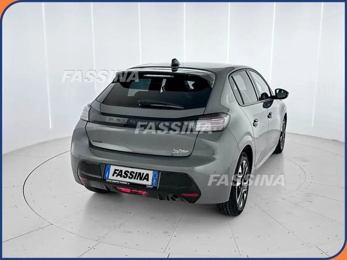 Peugeot 208 usata a Milano (6)