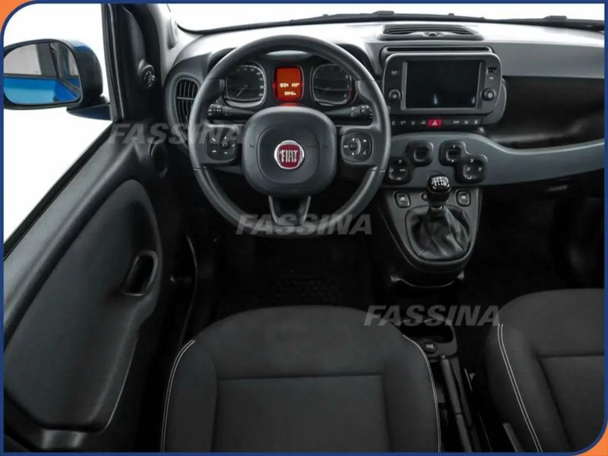 Fiat Panda Cross usata a Milano (9)