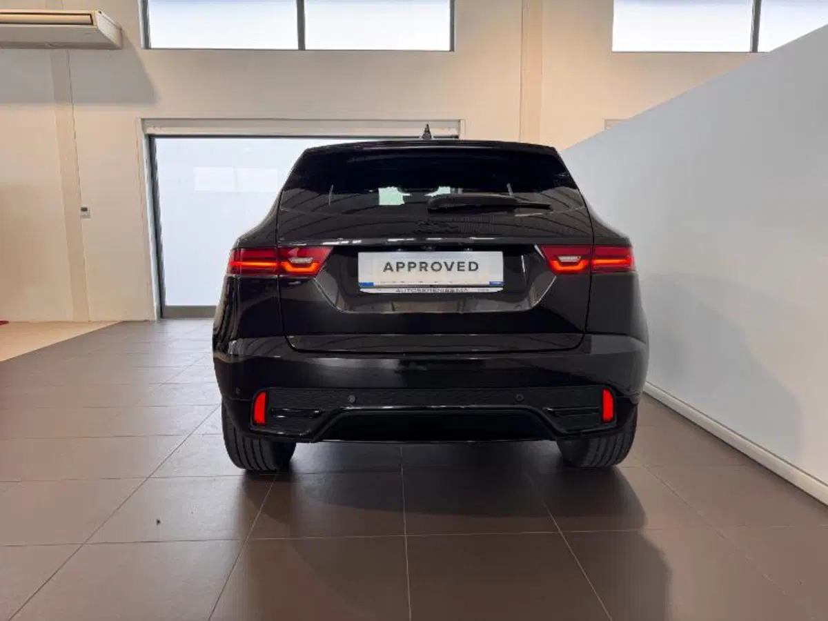 Jaguar E-Pace usata a Venezia (4)