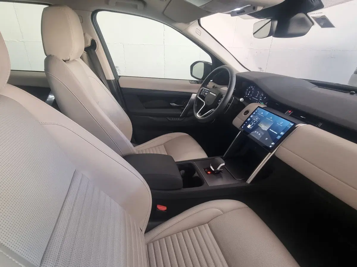 Land Rover Discovery Sport usata a Brescia (3)