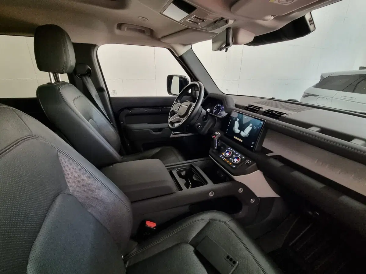 Land Rover Defender usata a Brescia (3)