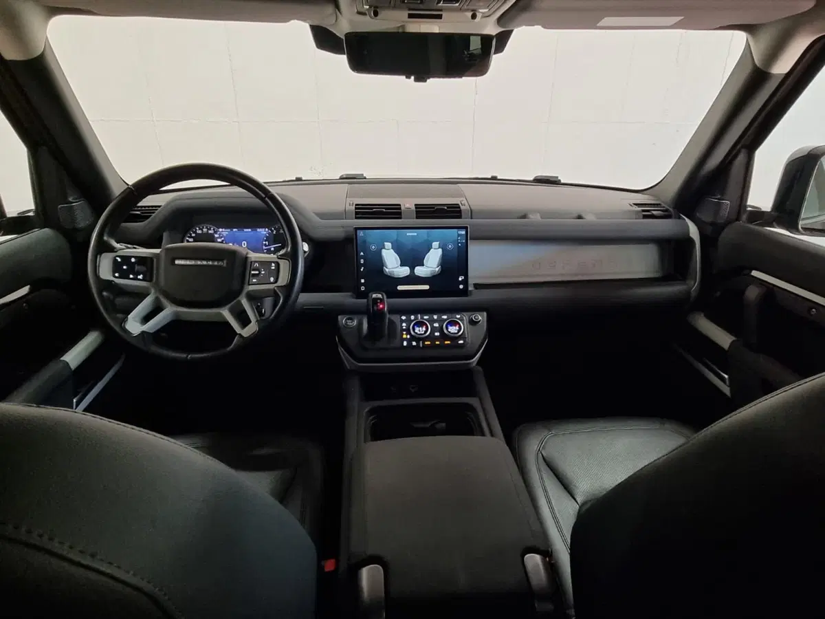 Land Rover Defender usata a Brescia (4)