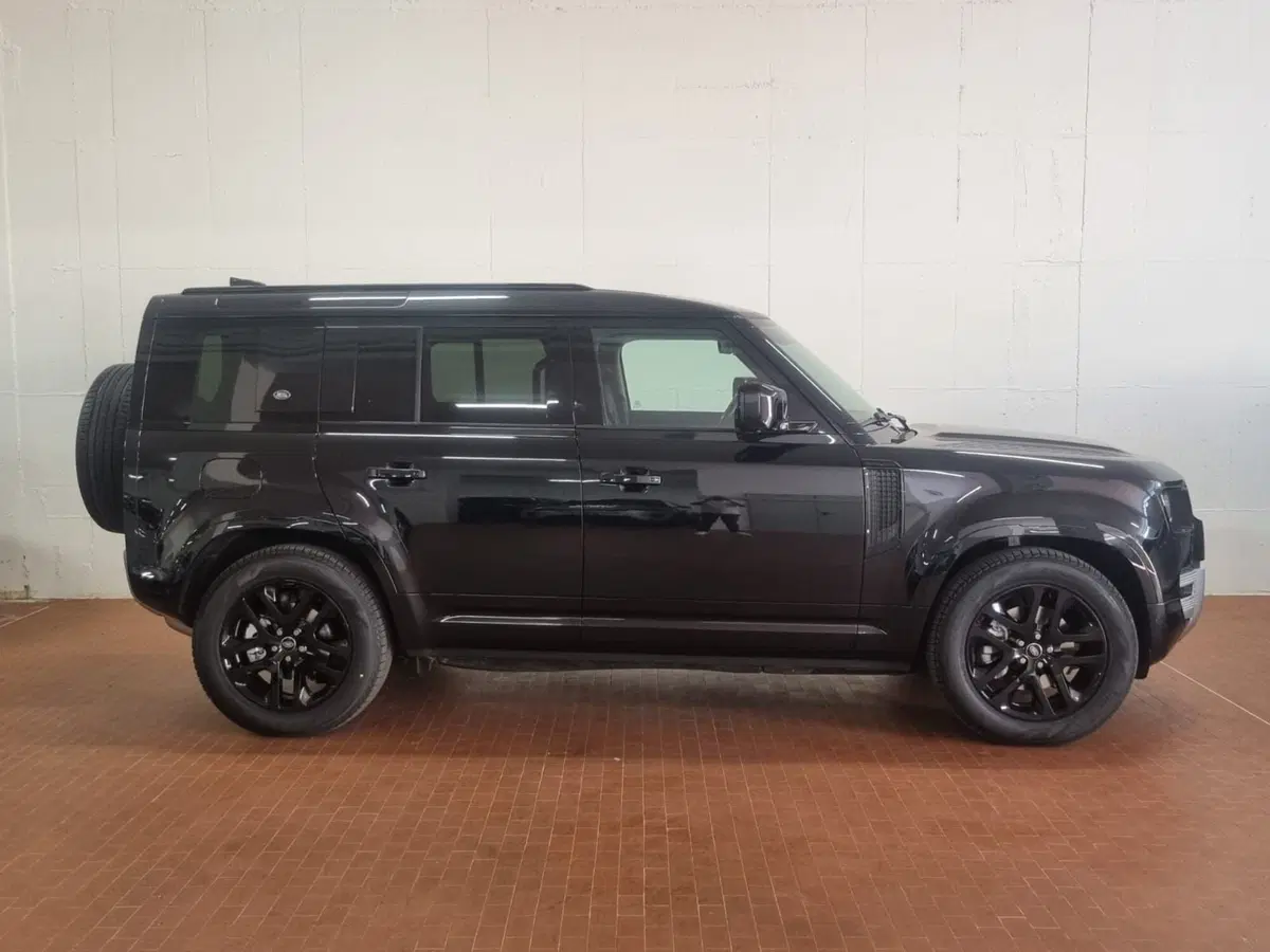 Land Rover Defender usata a Brescia (6)