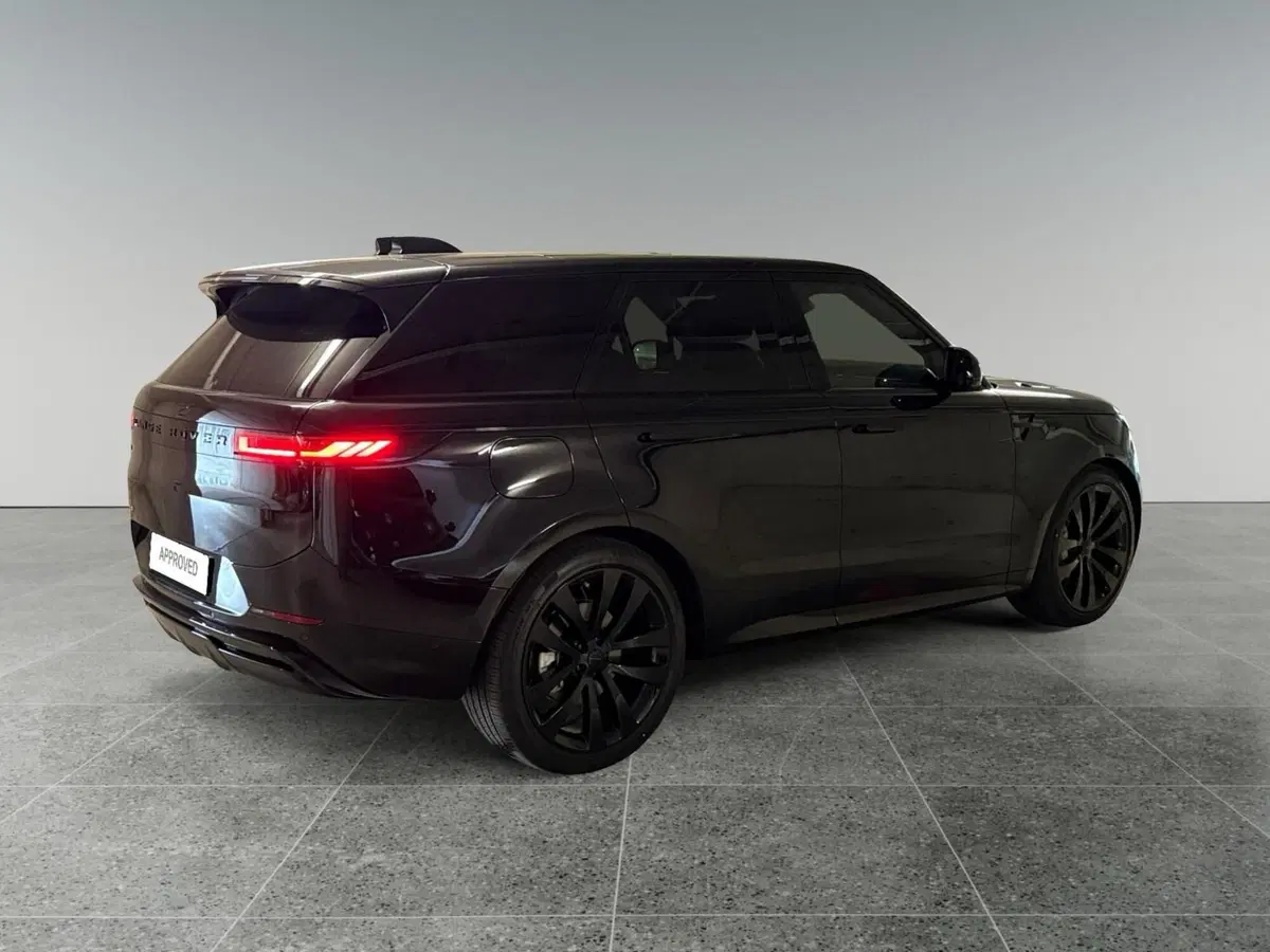 Land Rover Range Rover Sport nuova a Trento (2)