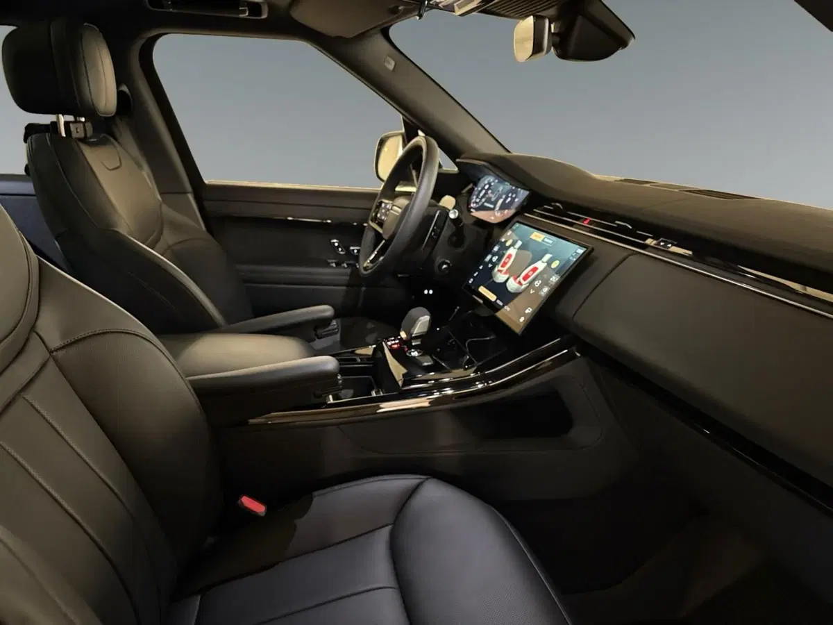 Land Rover Range Rover Sport nuova a Trento (3)