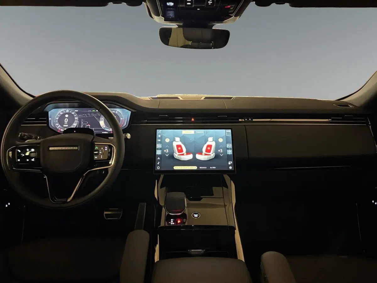 Land Rover Range Rover Sport nuova a Trento (4)