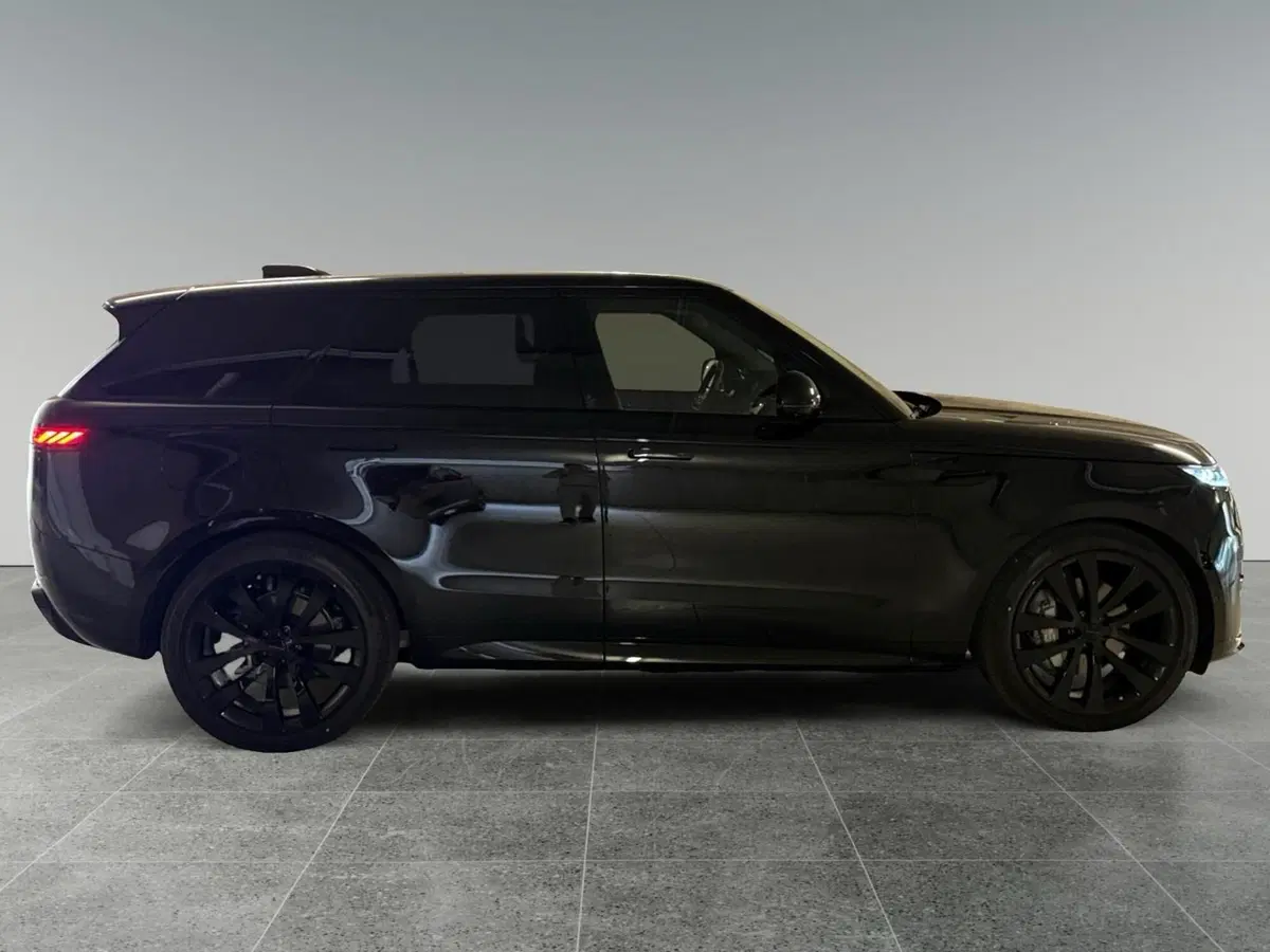 Land Rover Range Rover Sport nuova a Trento (6)