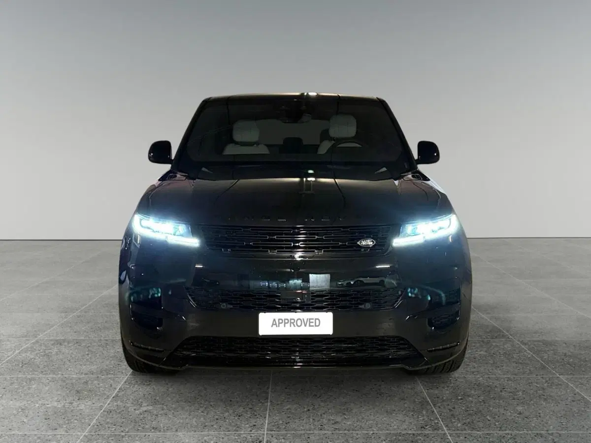 Land Rover Range Rover Sport nuova a Trento (8)