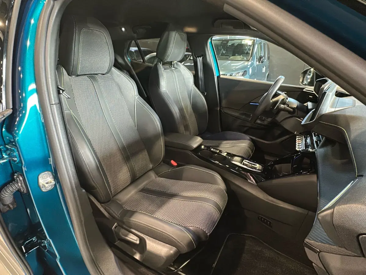 Peugeot 2008 usata a Vicenza (14)