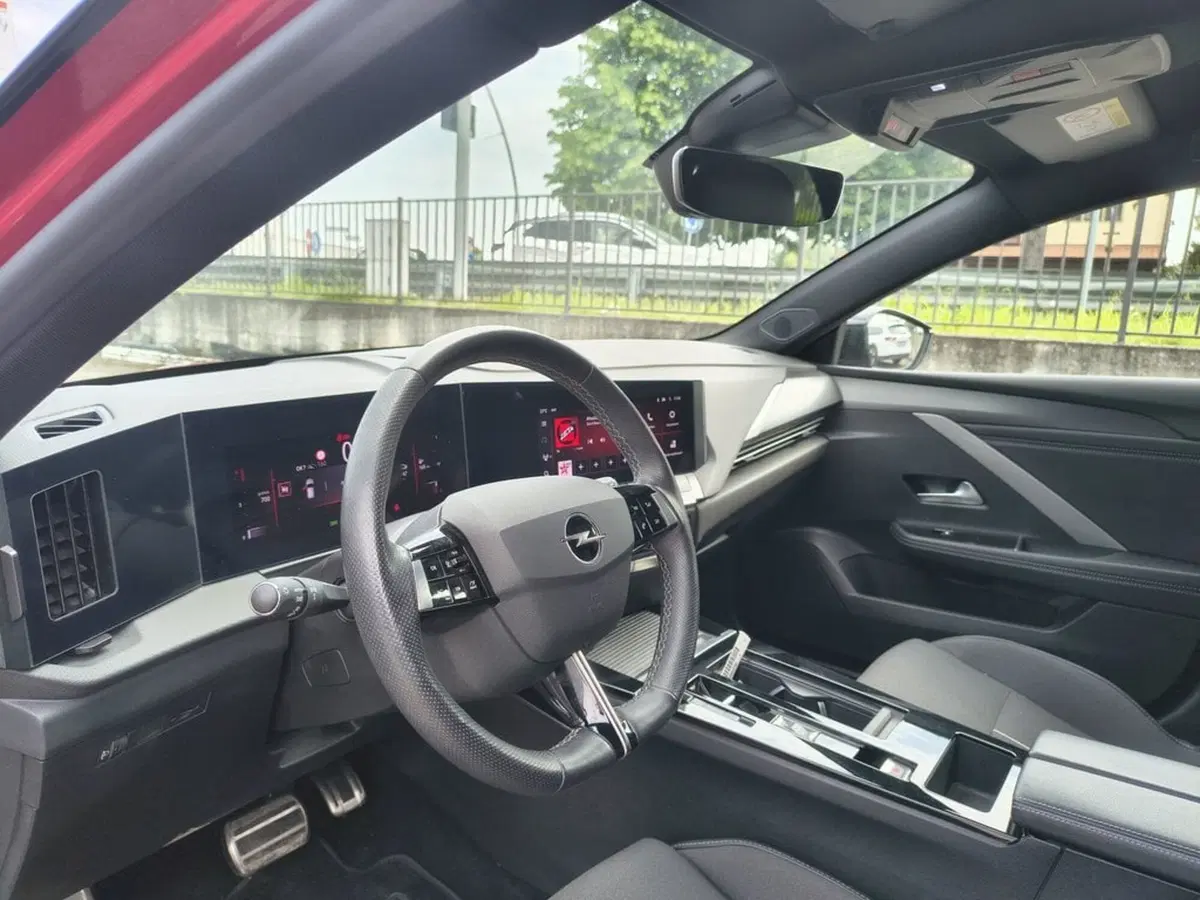 Opel Astra usata a Padova (10)