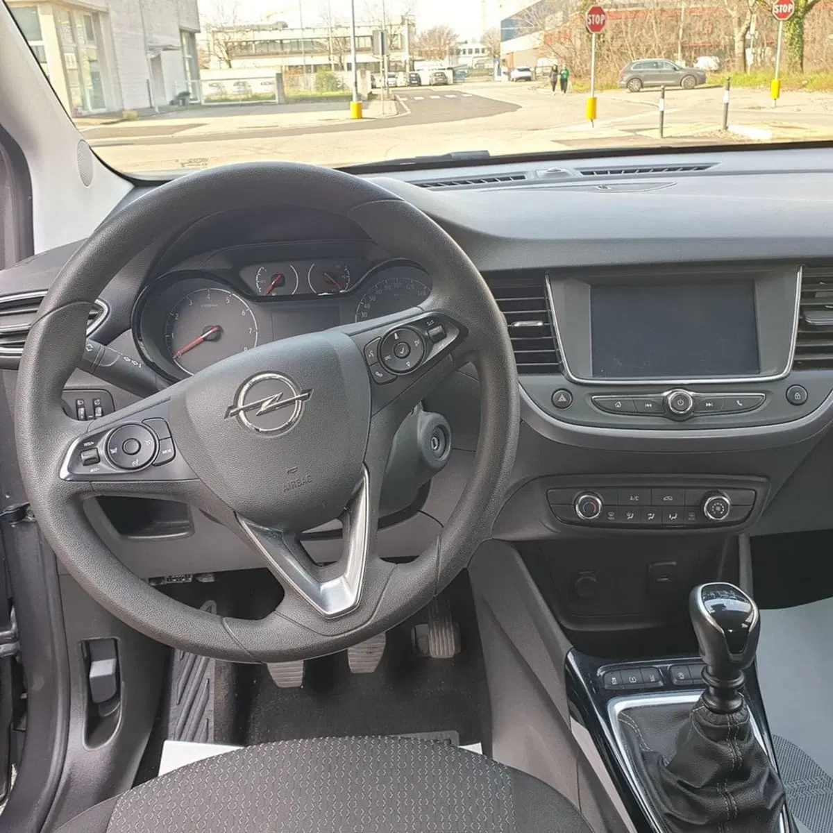Opel Crossland X usata a Padova (10)